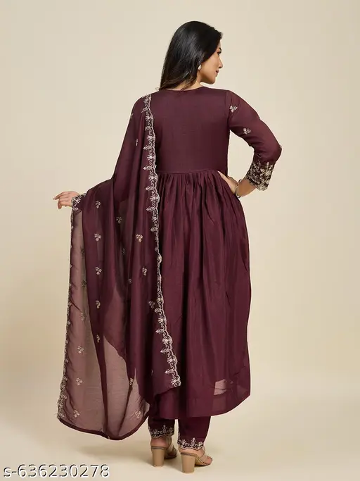 Mellowmesh Embroidered Work Kurta With Dupatta & Pent (3 pcs) - p-aismfa - Image 2