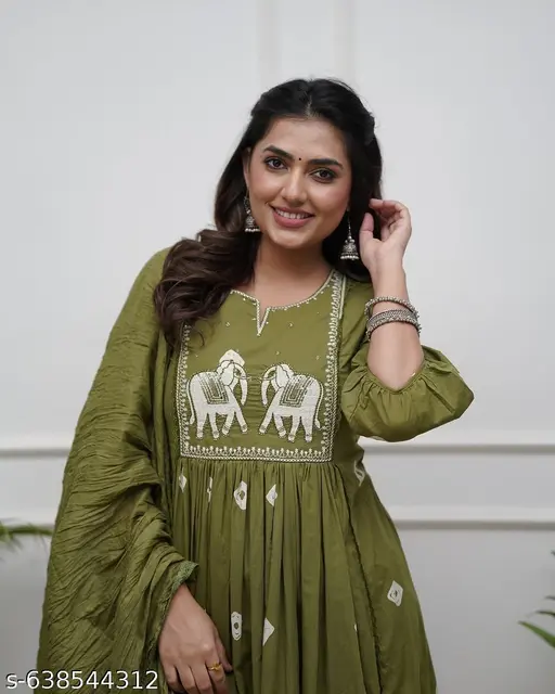 Women Embroidered work kutra set - p-ak67y0 - Image 2