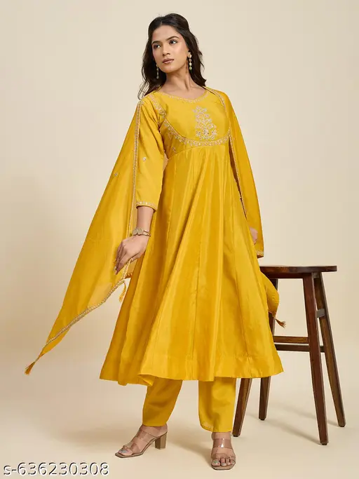 Mellowmesh Embroidered Work Kurta With Dupatta & Pent (3 pcs) - p-aismg2 - Image 9